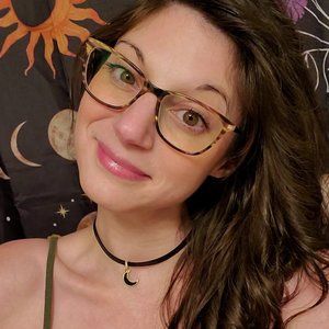 Meet your Posher, Gina